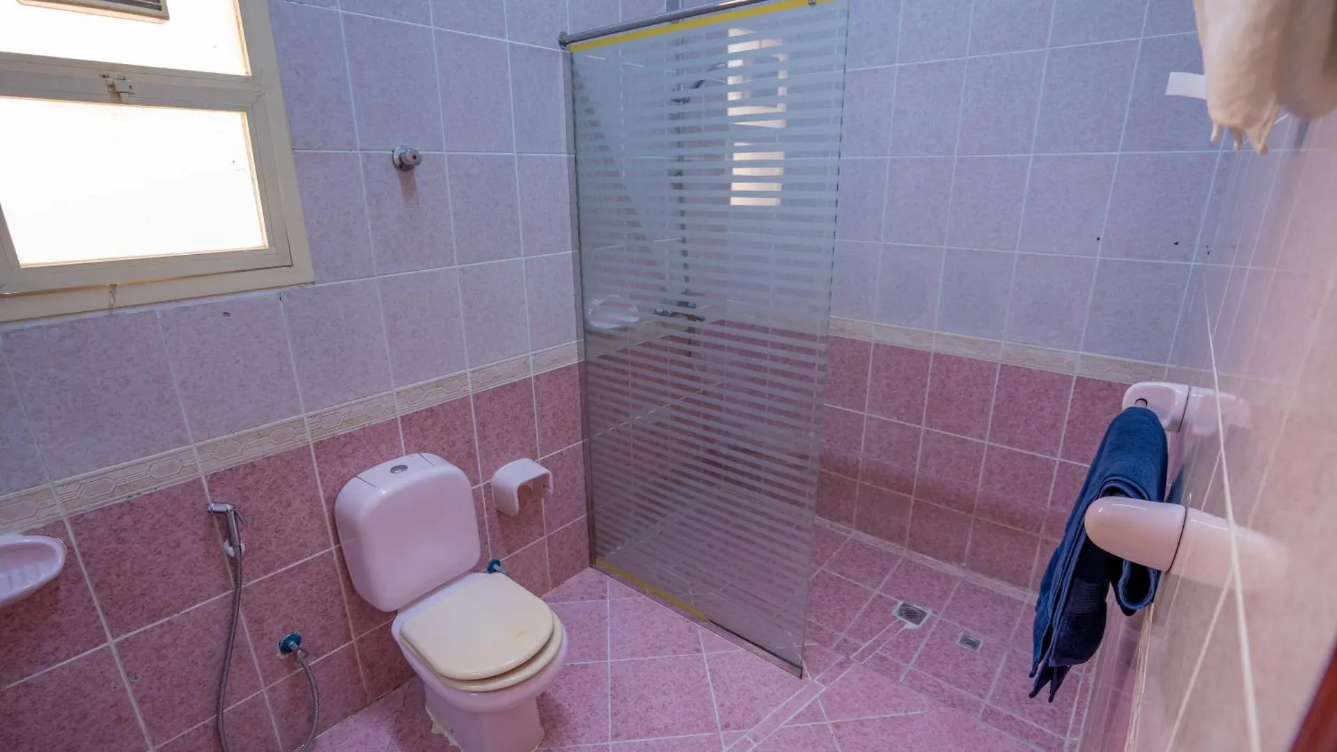 Tourist Family And Couple Rooms Abudhabi Baith Al Jannah Llc Private Family Rooms - Attached Washroom - Vl01 Abu Dhabi United Arab Emirates
